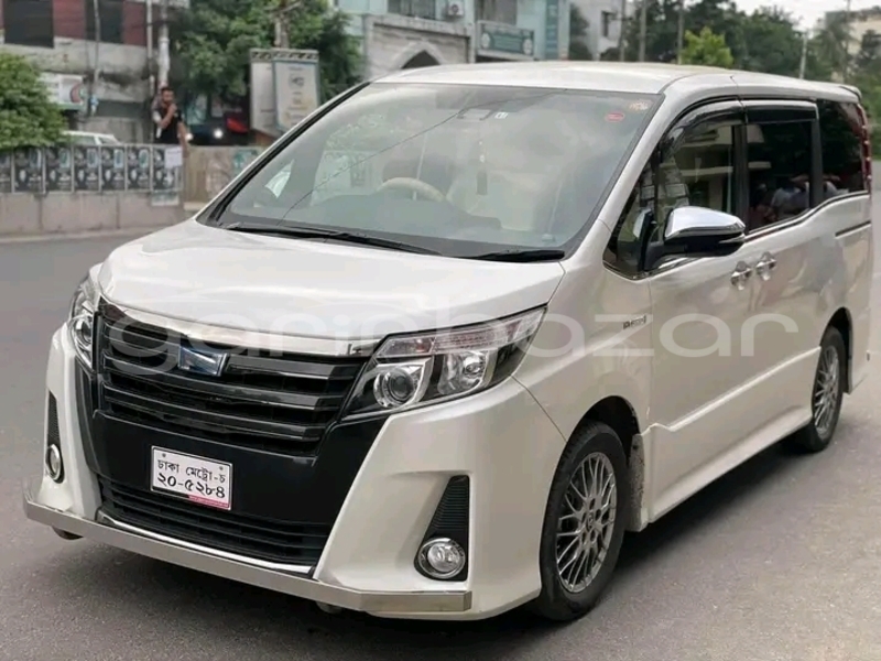 Big with watermark toyota noah dhaka dhaka 7331