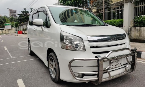 কেনা ব্যবহৃত Toyota X Noah White গাড়ী মধ্যে ঢাকা মধ্যে Dhaka কেনা ব্যবহৃত Toyota X Noah White গাড়ী মধ্যে ঢাকা মধ্যে Dhaka