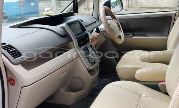 কেনা ব্যবহৃত Toyota X Noah White গাড়ী মধ্যে ঢাকা মধ্যে Dhaka কেনা ব্যবহৃত Toyota X Noah White গাড়ী মধ্যে ঢাকা মধ্যে Dhaka