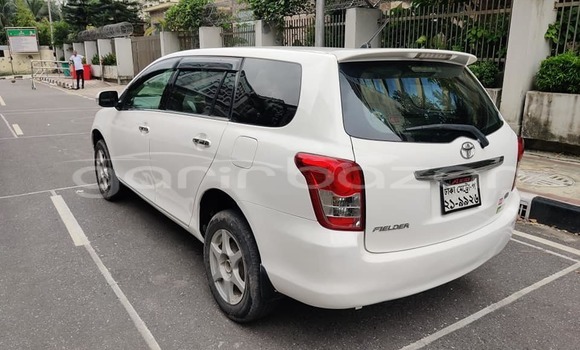 কেনা ব্যবহৃত Toyota Axio White গাড়ী মধ্যে ঢাকা মধ্যে Dhaka কেনা ব্যবহৃত Toyota Axio White গাড়ী মধ্যে ঢাকা মধ্যে Dhaka