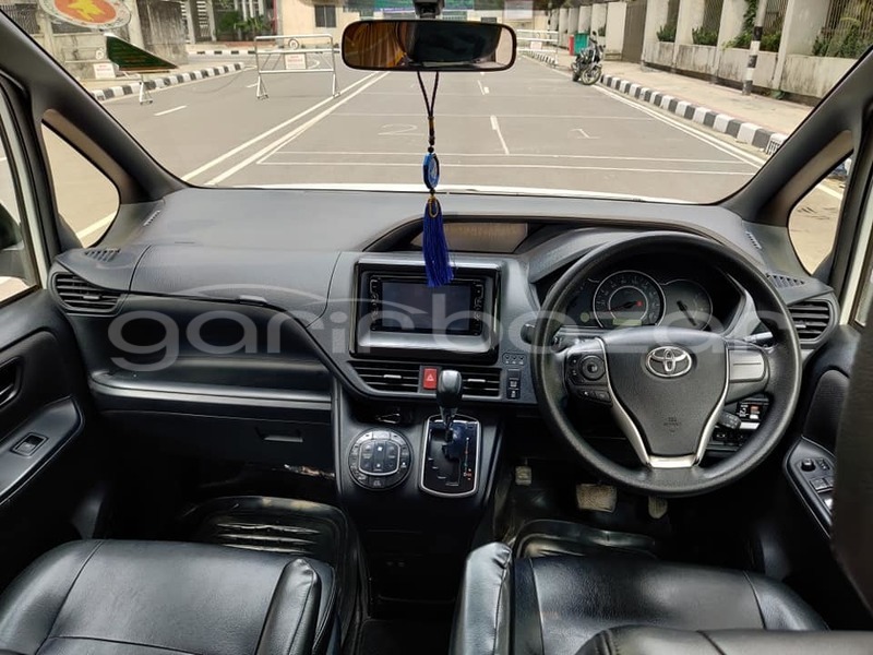 Big with watermark toyota x noah dhaka dhaka 7387