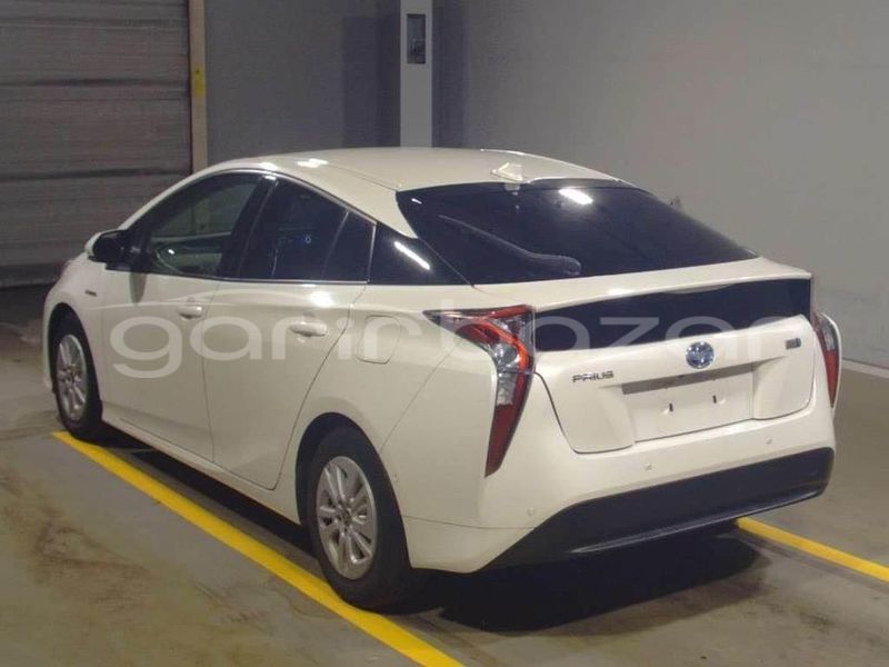 Big with watermark toyota prius dhaka dhaka 7393