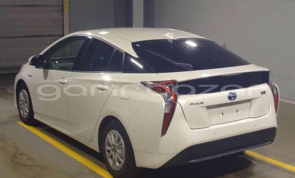 Buy Used 2018 Toyota Prius in Dhaka, Dhaka Buy Used 2018 Toyota Prius in Dhaka, Dhaka