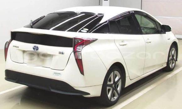 Buy Used 2018 Toyota Prius in Dhaka, Dhaka Buy Used 2018 Toyota Prius in Dhaka, Dhaka