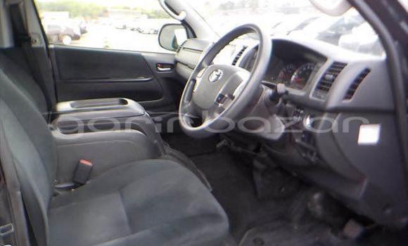 Buy Used 2020 Toyota Hiace in Dhaka, Dhaka Buy Used 2020 Toyota Hiace in Dhaka, Dhaka
