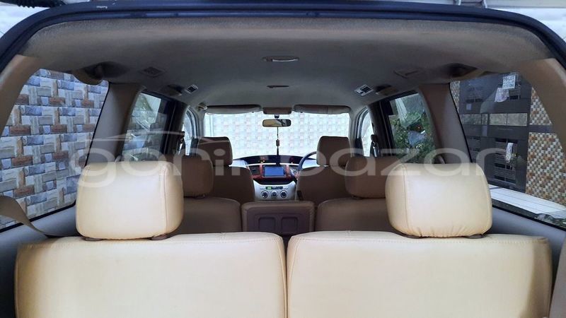 Big with watermark toyota noah dhaka dhaka 7434