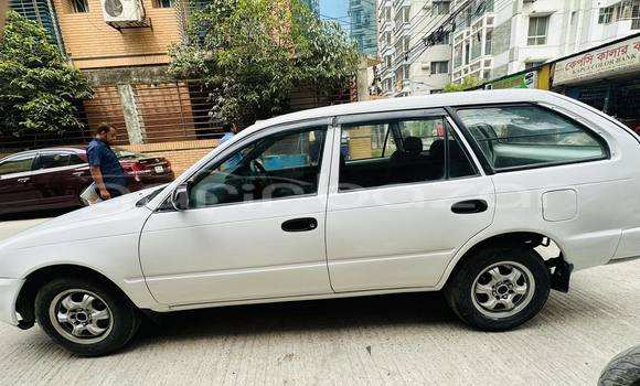 Buy Used 2001 Toyota Corolla in Dhaka, Dhaka Buy Used 2001 Toyota Corolla in Dhaka, Dhaka