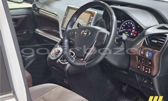 কেনা ব্যবহৃত Toyota Esquire White গাড়ী মধ্যে ঢাকা মধ্যে Dhaka কেনা ব্যবহৃত Toyota Esquire White গাড়ী মধ্যে ঢাকা মধ্যে Dhaka