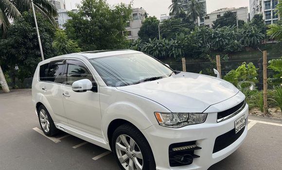 কেনা ব্যবহৃত Mitsubishi Outlander White গাড়ী মধ্যে ঢাকা মধ্যে Dhaka কেনা ব্যবহৃত Mitsubishi Outlander White গাড়ী মধ্যে ঢাকা মধ্যে Dhaka