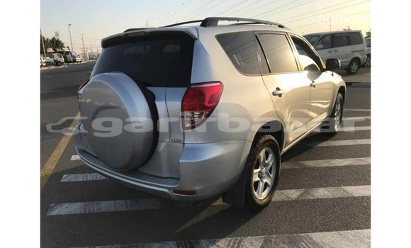 Buy Import 2007 Toyota HiAce in Import - Dubai, Bandarban Buy Import 2007 Toyota HiAce in Import - Dubai, Bandarban