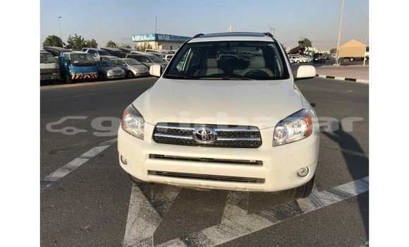 Buy Import 2008 Toyota HiAce in Import - Dubai, Bandarban