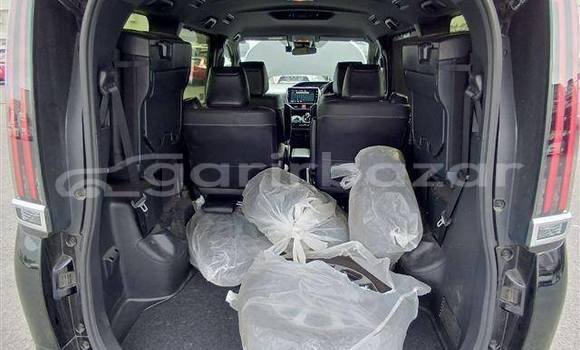 Buy Used 2020 Toyota Esquire in Dhaka, Dhaka Buy Used 2020 Toyota Esquire in Dhaka, Dhaka