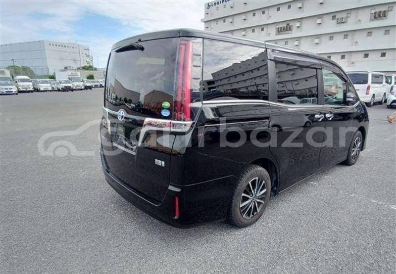 Big with watermark toyota esquire dhaka dhaka 69283