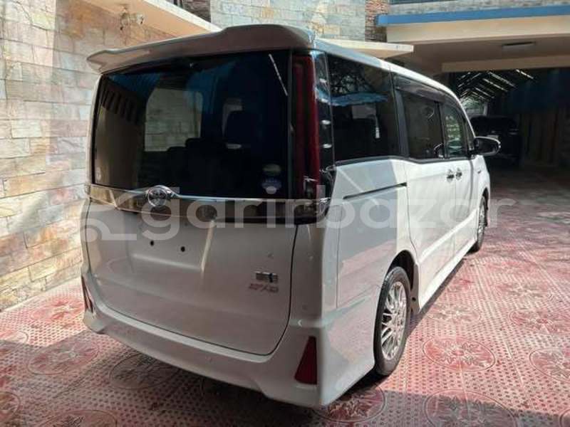 Big with watermark toyota noah dhaka dhaka 69297