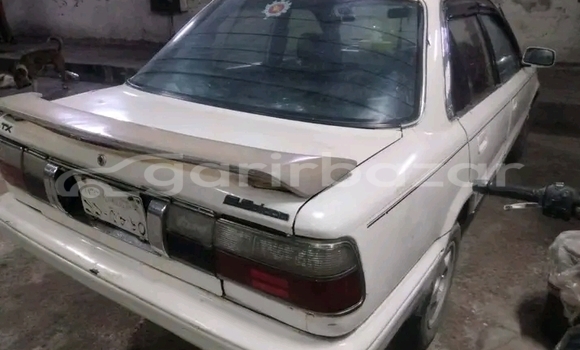 Buy Used 2015 Toyota Axio . 2018 in Bandarban, Bandarban Buy Used 2015 Toyota Axio . 2018 in Bandarban, Bandarban