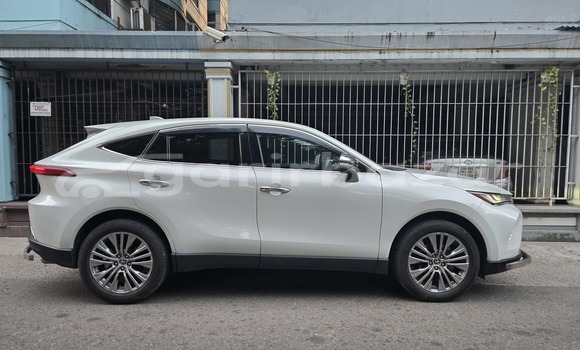 Buy Used 2023 Toyota Harrier z leather 2023 in Dhaka, Dhaka Buy Used 2023 Toyota Harrier z leather 2023 in Dhaka, Dhaka