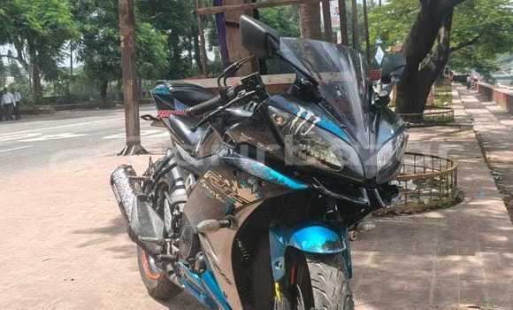 কেনা ব্যবহৃত Yamaha YZF Black সাইকেল মধ্যে ঢাকা মধ্যে Dhaka কেনা ব্যবহৃত Yamaha YZF Black সাইকেল মধ্যে ঢাকা মধ্যে Dhaka