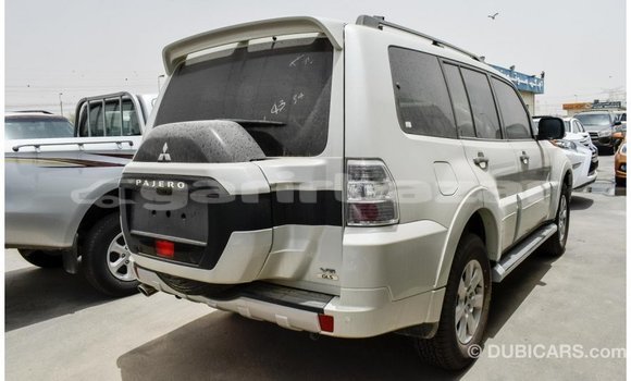 কেনা আমদানি Mitsubishi Pajero White গাড়ী মধ্যে ইম্পোর্ট - দুবাই মধ্যে Bandarban কেনা আমদানি Mitsubishi Pajero White গাড়ী মধ্যে ইম্পোর্ট - দুবাই মধ্যে Bandarban