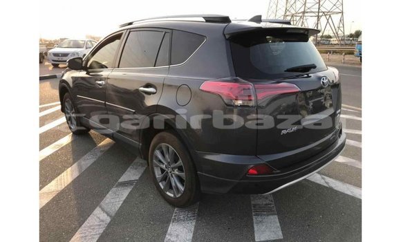 Buy Import 2017 Toyota HiAce in Import - Dubai, Bandarban Buy Import 2017 Toyota HiAce in Import - Dubai, Bandarban