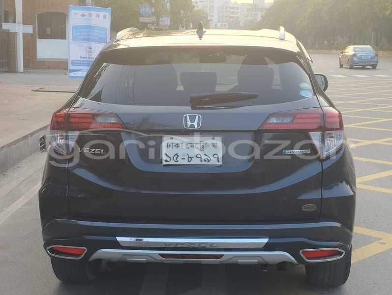 Big with watermark honda vezel 9097