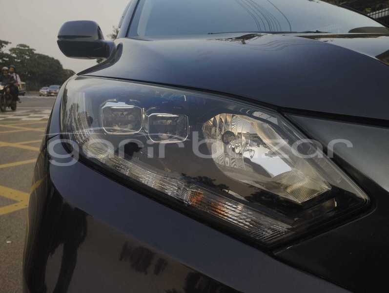 Big with watermark honda vezel 9097