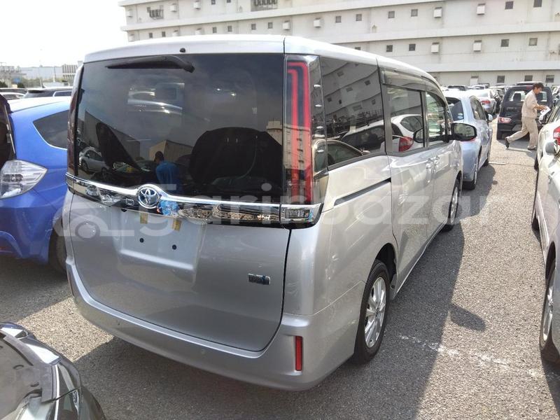 Big with watermark toyota noah dhaka dhaka 74438