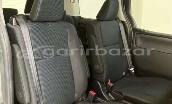 Buy New 2021 Toyota Noah in Dhaka, Dhaka Buy New 2021 Toyota Noah in Dhaka, Dhaka