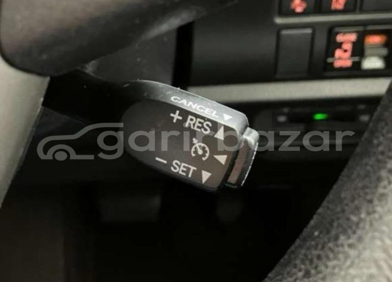 Big with watermark toyota noah dhaka dhaka 74438