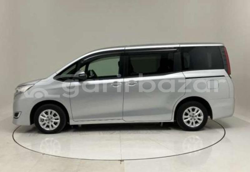 Big with watermark toyota noah dhaka dhaka 74438