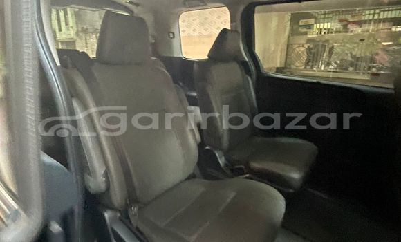 কেনা ব্যবহৃত Toyota Esquire 2019 Gray গাড়ী মধ্যে ঢাকা মধ্যে Dhaka কেনা ব্যবহৃত Toyota Esquire 2019 Gray গাড়ী মধ্যে ঢাকা মধ্যে Dhaka