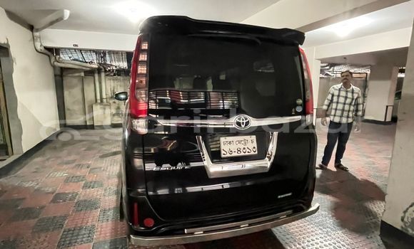 কেনা ব্যবহৃত Toyota Esquire 2019 Gray গাড়ী মধ্যে ঢাকা মধ্যে Dhaka কেনা ব্যবহৃত Toyota Esquire 2019 Gray গাড়ী মধ্যে ঢাকা মধ্যে Dhaka