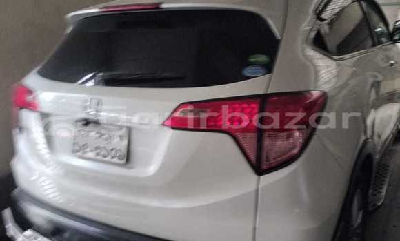 Buy Used 2016 Honda Vezel in Dhaka, Dhaka Buy Used 2016 Honda Vezel in Dhaka, Dhaka