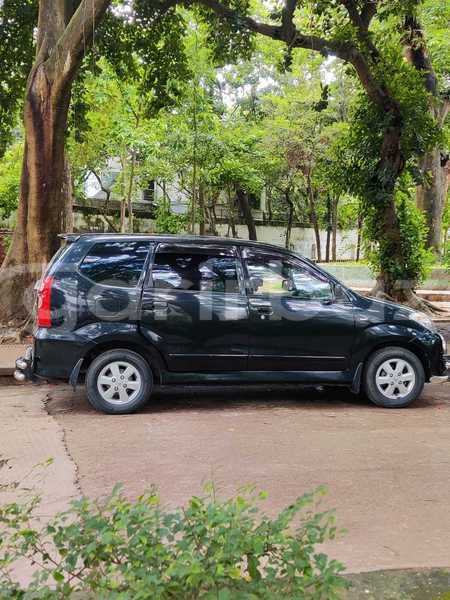 Big with watermark toyota avanza 7 site 2009 dhaka dhaka 74449