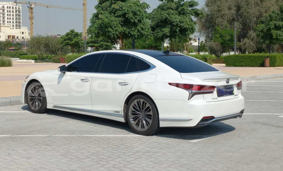 Buy Used 2020 Lexus LS in Dhaka, Dhaka Buy Used 2020 Lexus LS in Dhaka, Dhaka