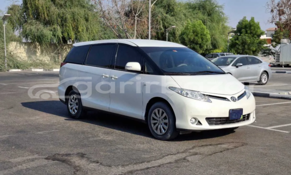 Buy Used 2018 Toyota Previa in Dhaka, Dhaka Buy Used 2018 Toyota Previa in Dhaka, Dhaka
