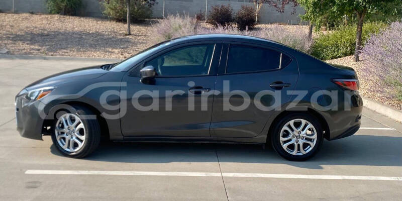 Big with watermark toyota yaris dhaka dhaka 74494