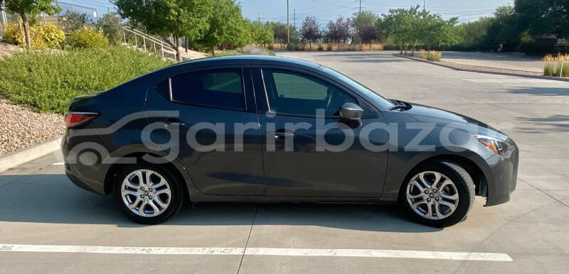 Big with watermark toyota yaris dhaka dhaka 74494