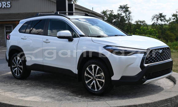 Buy Used 2022 Toyota corolla cross in Dhaka, Dhaka Buy Used 2022 Toyota corolla cross in Dhaka, Dhaka