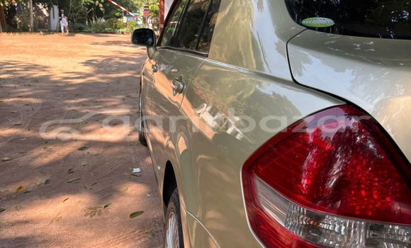 Buy Used 2006 Nissan Tiida in Dhaka, Dhaka Buy Used 2006 Nissan Tiida in Dhaka, Dhaka