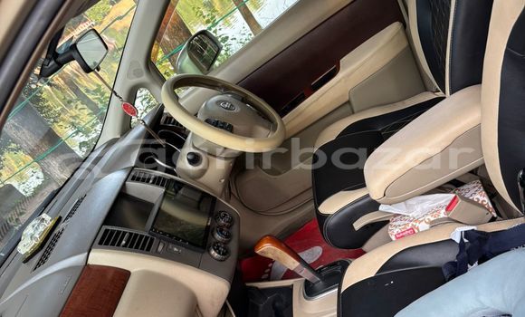 Buy Used 2006 Nissan Tiida in Dhaka, Dhaka Buy Used 2006 Nissan Tiida in Dhaka, Dhaka