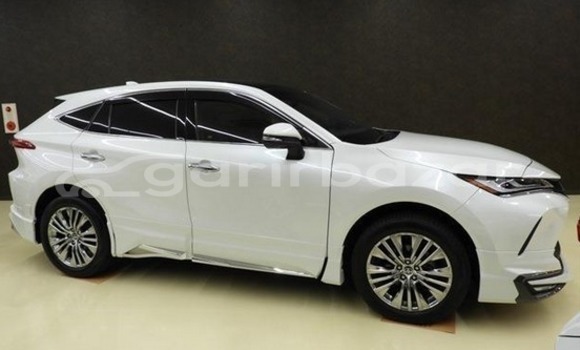 Buy Import 2020 Toyota Harrier non hv z leather 2020 in Chittagong, Chittagong Buy Import 2020 Toyota Harrier non hv z leather 2020 in Chittagong, Chittagong