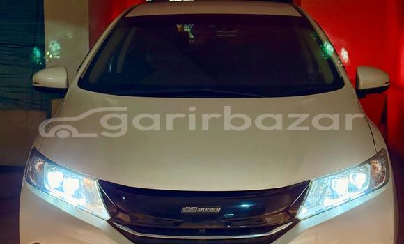 কেনা ব্যবহৃত Honda Grace Black গাড়ী মধ্যে ঢাকা মধ্যে Dhaka