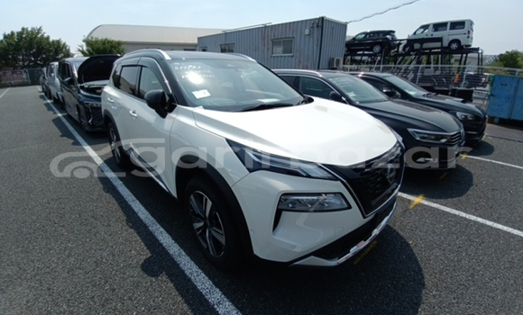 কেনা আমদানি Nissan X-Trail White গাড়ী মধ্যে ঢাকা মধ্যে Dhaka কেনা আমদানি Nissan X-Trail White গাড়ী মধ্যে ঢাকা মধ্যে Dhaka