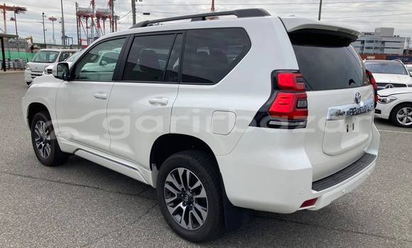 Buy Import 2023 Toyota land cruiser-prado in Dhaka, Dhaka Buy Import 2023 Toyota land cruiser-prado in Dhaka, Dhaka