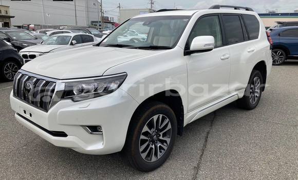 কেনা আমদানি Toyota land cruiser-prado White গাড়ী মধ্যে ঢাকা মধ্যে Dhaka কেনা আমদানি Toyota land cruiser-prado White গাড়ী মধ্যে ঢাকা মধ্যে Dhaka