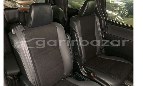 Buy Used 2021 Toyota Noah si wxb 3 2021 in Dhaka, Dhaka Buy Used 2021 Toyota Noah si wxb 3 2021 in Dhaka, Dhaka