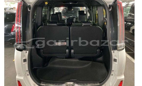 Buy Used 2021 Toyota Noah si wxb 3 2021 in Dhaka, Dhaka Buy Used 2021 Toyota Noah si wxb 3 2021 in Dhaka, Dhaka