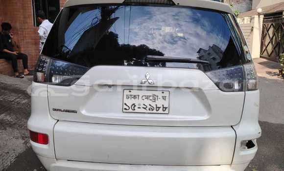 Buy Used 2016 Mitsubishi Outlandar with 7 seater 2011 in Dhaka, Dhaka Buy Used 2016 Mitsubishi Outlandar with 7 seater 2011 in Dhaka, Dhaka