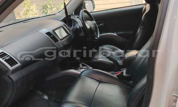 Buy Used 2016 Mitsubishi Outlandar with 7 seater 2011 in Dhaka, Dhaka Buy Used 2016 Mitsubishi Outlandar with 7 seater 2011 in Dhaka, Dhaka
