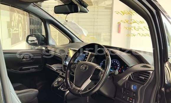 Buy Used 2020 Toyota Esquire in Dhaka, Dhaka Buy Used 2020 Toyota Esquire in Dhaka, Dhaka